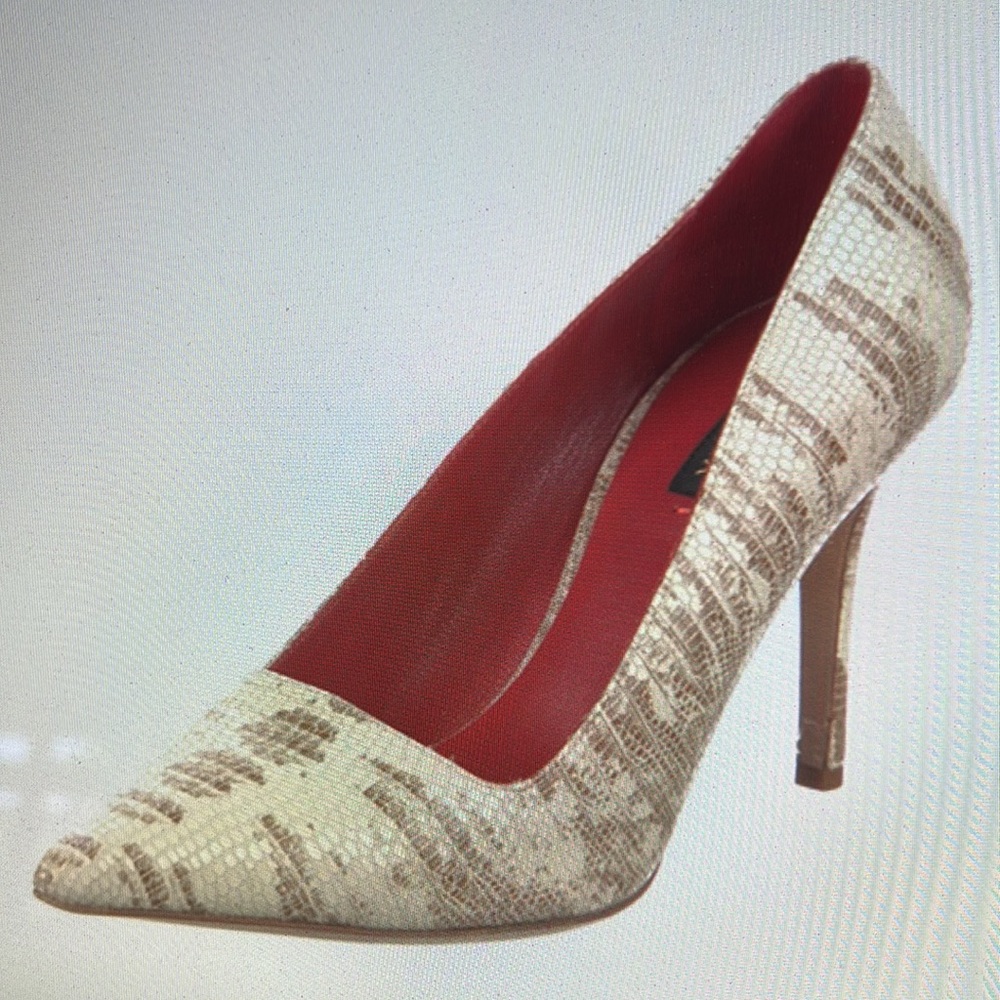 EUC ESCADA Snakeskin Printed Pumps IT 39
